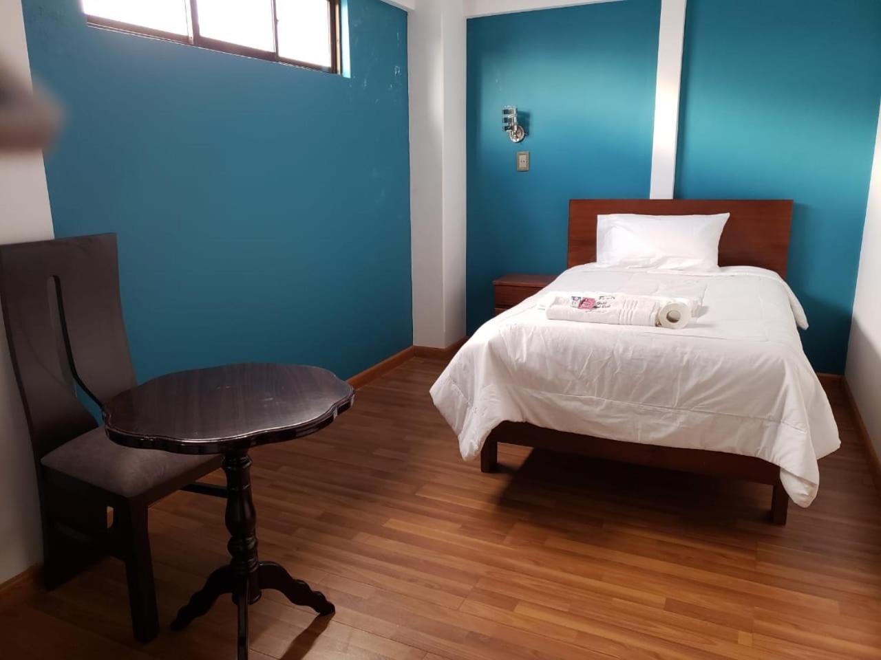 Azul Real Hotel Oruro Bagian luar foto